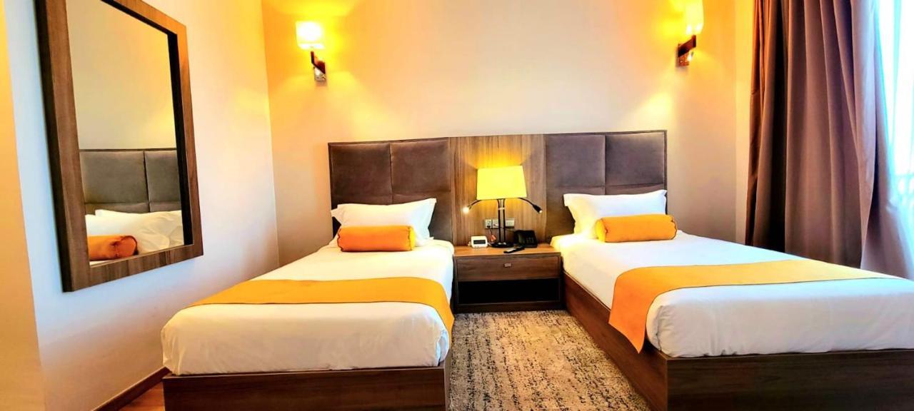 Th Bonroyal Hotel Addis Abeba Buitenkant foto